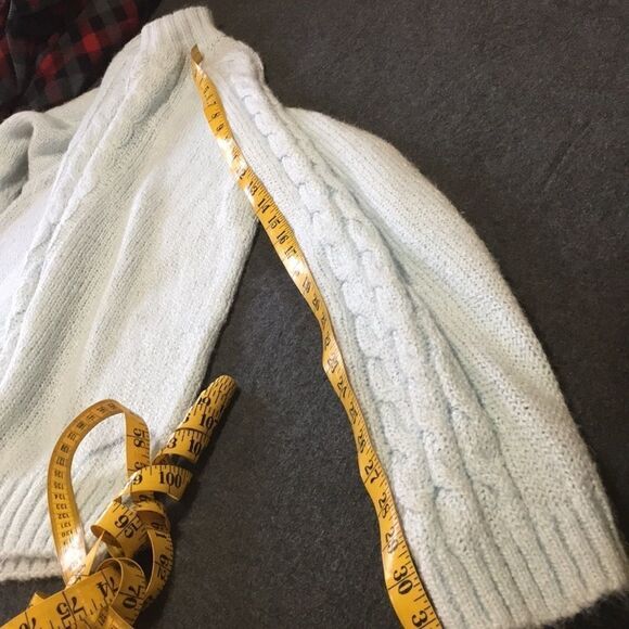 TJW Vintage Large Chunky Knit Sweater - Picture 7 of 9